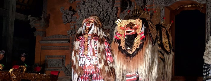 The Kecak & Sanghyang Dance Sekar Jepun is one of Bali.