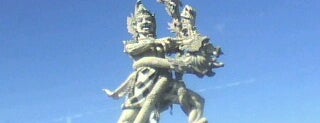 Dewa Ruci Statue (Simpang Siur Roundabout) is one of Denpasar - The Heart of Bali #4sqCities.