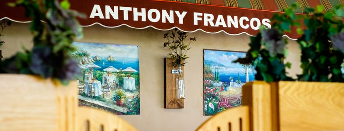 Anthony Francos Restaurant & Pizzeria is one of Lugares favoritos de Ayana.