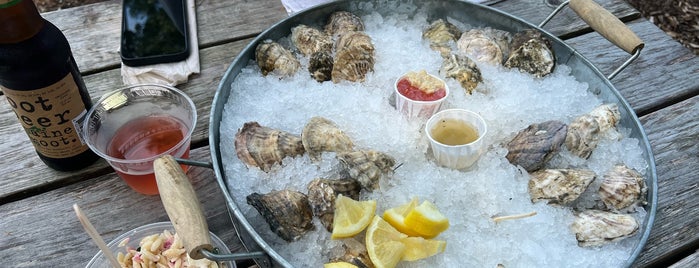 Glidden Point Oyster Farm is one of Tempat yang Disukai Jason.