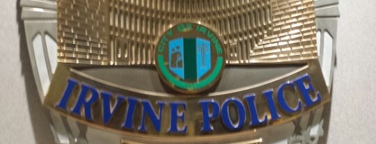 Irvine Police Department is one of Orte, die Christopher gefallen.