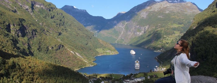 Geirangerfjorden is one of Norway. Places.