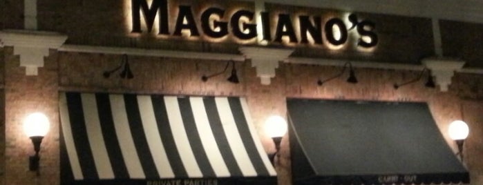 Maggiano's Little Italy is one of Lugares favoritos de Slightly Stoopid.