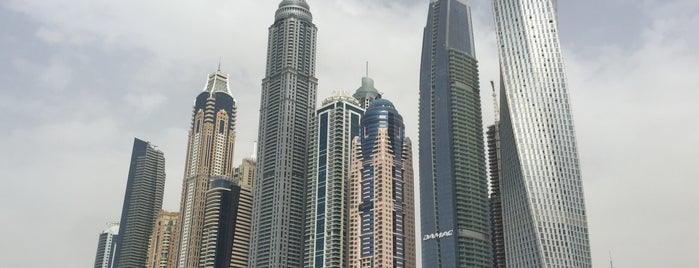 The Park @SkyDive Dubai is one of Tempat yang Disukai Marlon.