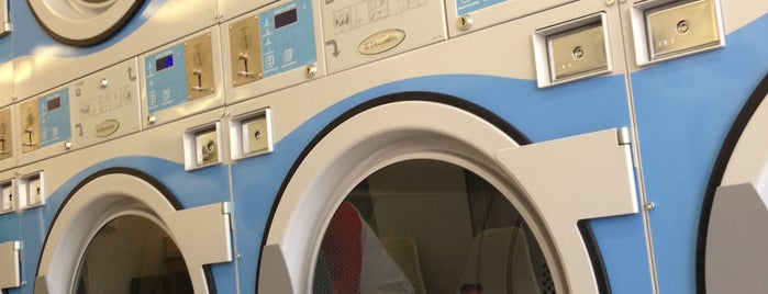 Lobo Laundry is one of Must do in Burque!.