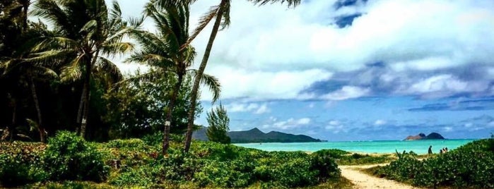 Sherwood Forest Beach is one of Tempat yang Disukai Jesennia.