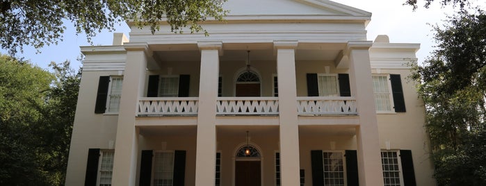Monmouth Plantation is one of Mississippi Travel Bucket List.