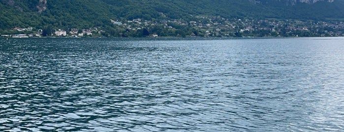 Lac d'Annecy is one of Switzerland.