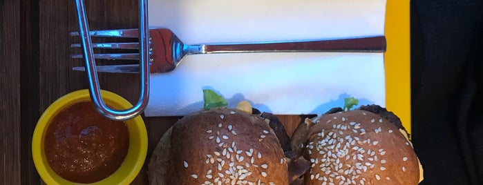 Hand Made Burger