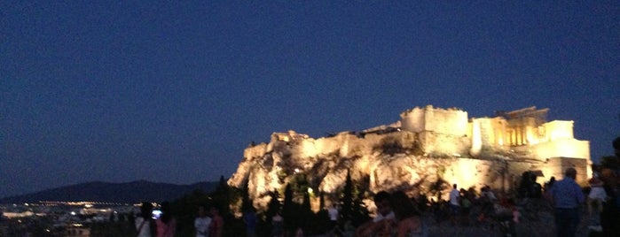 Acropolis of Athens is one of สถานที่ที่ Dimitra ถูกใจ.