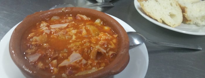 El Abuelo is one of Comer o tapear por Jaén.