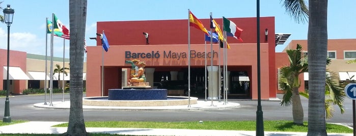 Barceló Maya Beach is one of Tempat yang Disukai Fernando.