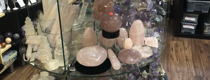 Sedona Crystal Vortex Gift Stores is one of Lugares favoritos de Heidi.