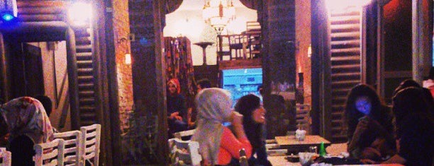 Beyrut is one of Cafe, Restaurant - İstanbul Avrupa.
