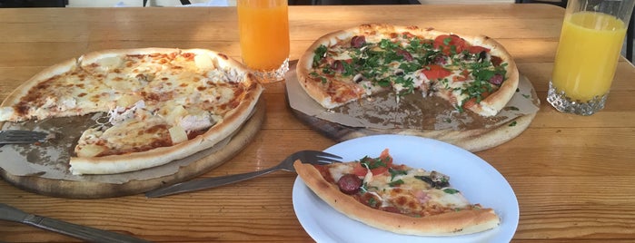 Піца Челентано / Celentano Pizza is one of GEOMETRIA знает, где модно.