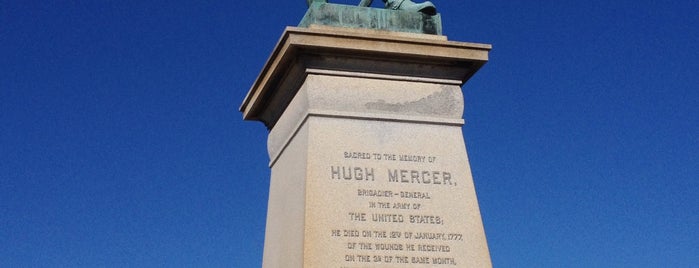 Hugh Mercer Monument is one of สถานที่ที่ Lizzie ถูกใจ.