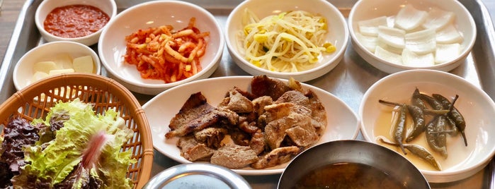 문래돼지불백 is one of All-time favorites in South Korea.