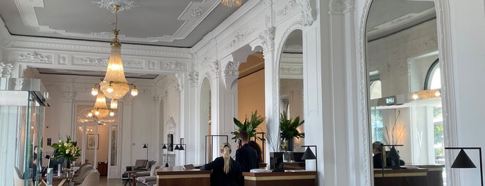 Grand Hotel Victoria is one of Lake Como.