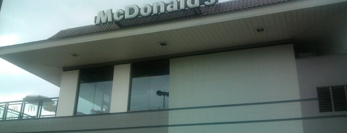 McDonald's is one of Ja estive aqui.