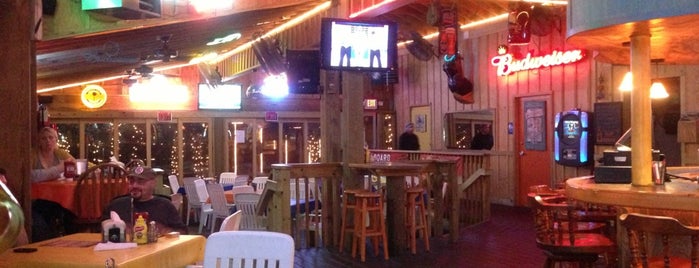 SeaWitch Cafe & Tiki Bar is one of Lizzie : понравившиеся места.