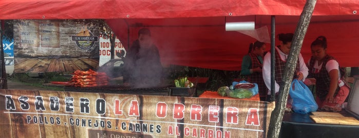 La Obrera Grill Asadero is one of Orte, die Roberto gefallen.