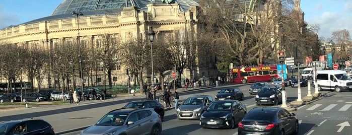 Galeries Nationales du Grand Palais is one of London/Paris.