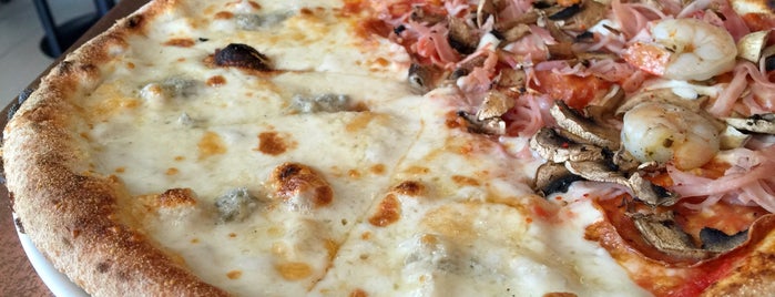 Pizza Pizza by Yanee is one of Guide to Hua Hin's best spots.