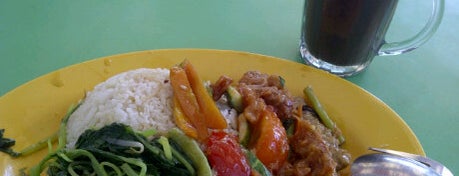 Happy Life Vegetarian is one of Geylang.