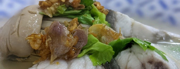 ข้าวต้มปลา สะพานเหลือง is one of Top Taste #2.