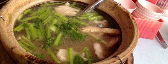 Kajang Siow Claypot Hot Soup is one of Must-visit Food in Petaling Jaya.