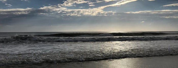 Newcomb Hollow Beach is one of Cape.