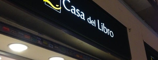 Casa del Libro is one of Madrid: Tiendas, Mercados y Centros Comerciales.