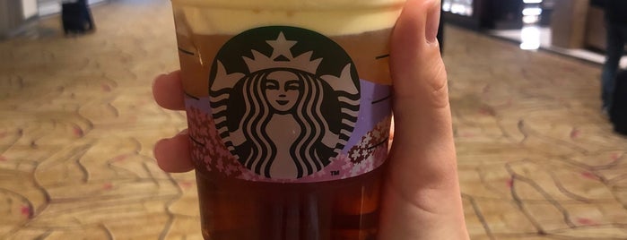 Starbucks is one of Rogerさんのお気に入りスポット.