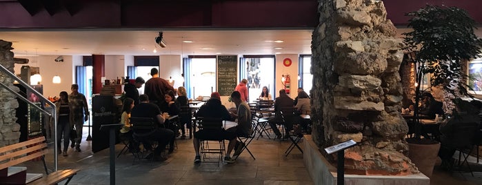 Império Do Café is one of Dade'nin Beğendiği Mekanlar.