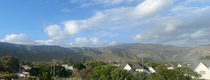 Hermanus is one of Cape Town.