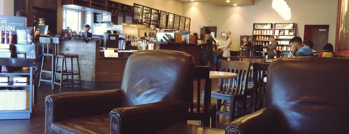 Starbucks is one of Tempat yang Disukai Kate.