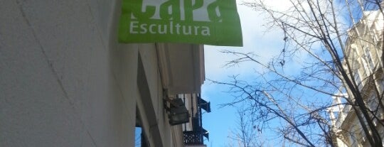 Capa escultura is one of Galerias de arte_Madrid.