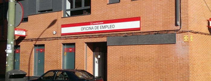 Servicio Regional De Empleo Villaverde is one of Sergio'nun Beğendiği Mekanlar.