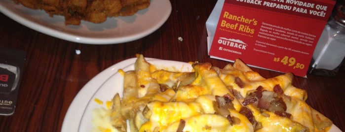 Outback Steakhouse is one of comer e beber.