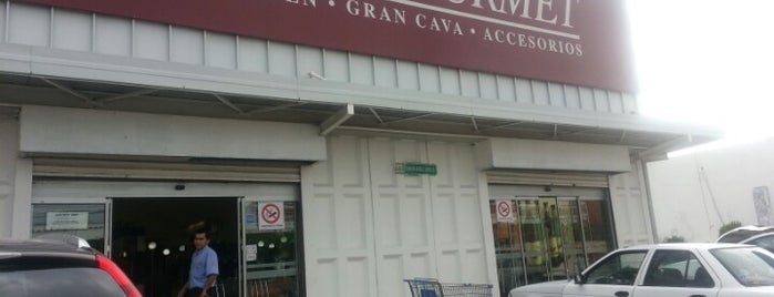 Prissa Gourmet (Delicatessen,Gran Cava y Accesorios) is one of Tempat yang Disukai Ofe.