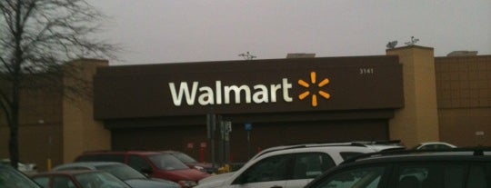 Walmart Supercenter is one of สถานที่ที่ Sandy ถูกใจ.