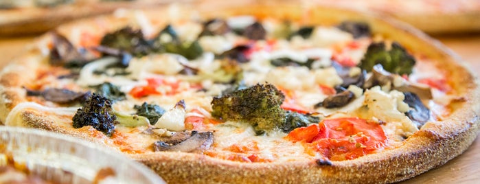 Pizza L' Vino - Rice Village is one of Eat Houston.
