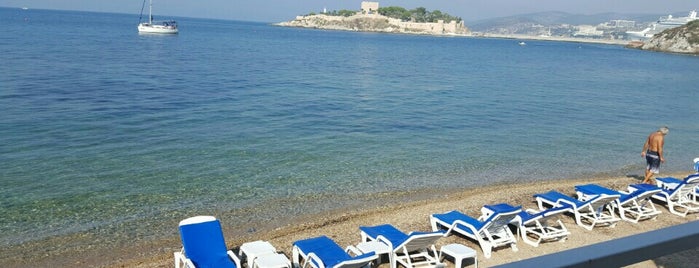 Fatih Beach & Restaurant is one of Orte, die DENİZHAN gefallen.