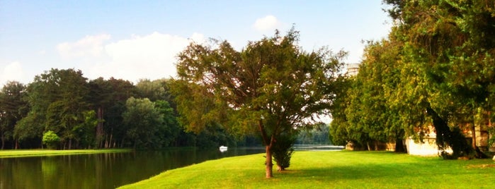 Laxenburg is one of Tempat yang Disukai Abdullah.