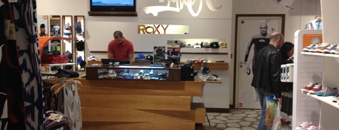 Quiksilver & Roxy is one of МЕГА Дыбенко.