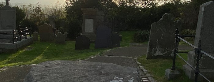 St Patricks Grave is one of IRL Dublin.
