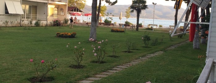 Ersas is one of Tempat yang Disukai Çağıl.