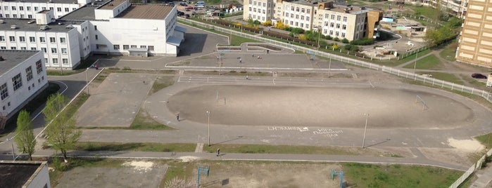Стадион "Наукова зміна" is one of ua.
