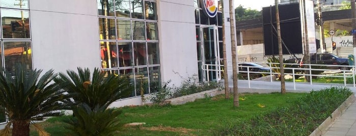Burger King is one of Lieux qui ont plu à Oz.