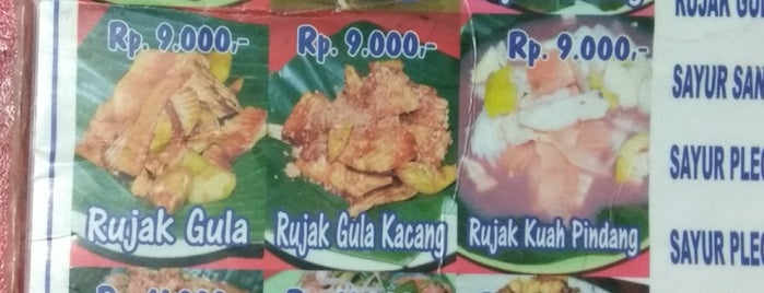 Warung Rujak Merdeka is one of Food 2.